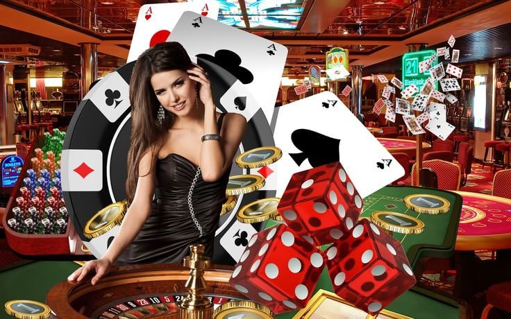 Filipino player browsing evojili casino games on a smartphone